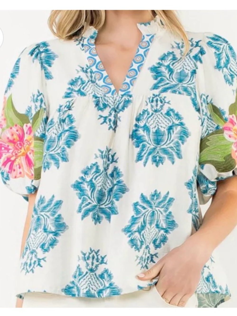NWOT THML Embroidered Puff Sleeve Top